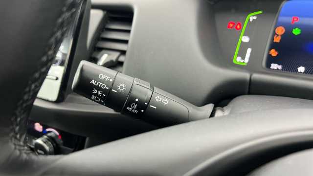 Honda Jazz Hybrid 1.5 h i-MMD Elegance Hatchback 5dr Petrol Hybrid eCVT Euro 6 (s/s) (122 ps) 