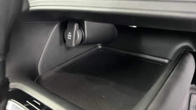 Honda HR-V Hybrid 1.5 h i-MMD Elegance SUV 5dr Petrol Hybrid CVT Euro 6 (s/s) (131 ps) 