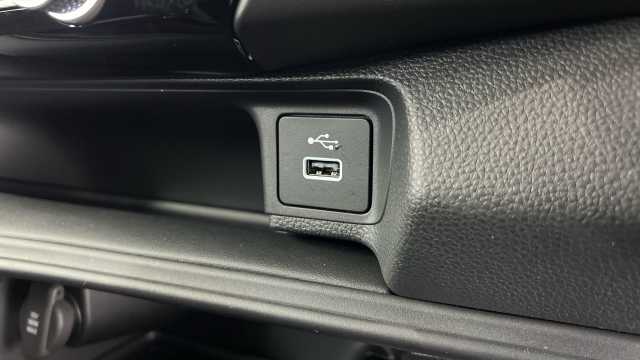 Honda HR-V Hybrid 1.5 h i-MMD Elegance SUV 5dr Petrol Hybrid CVT Euro 6 (s/s) (131 ps) 