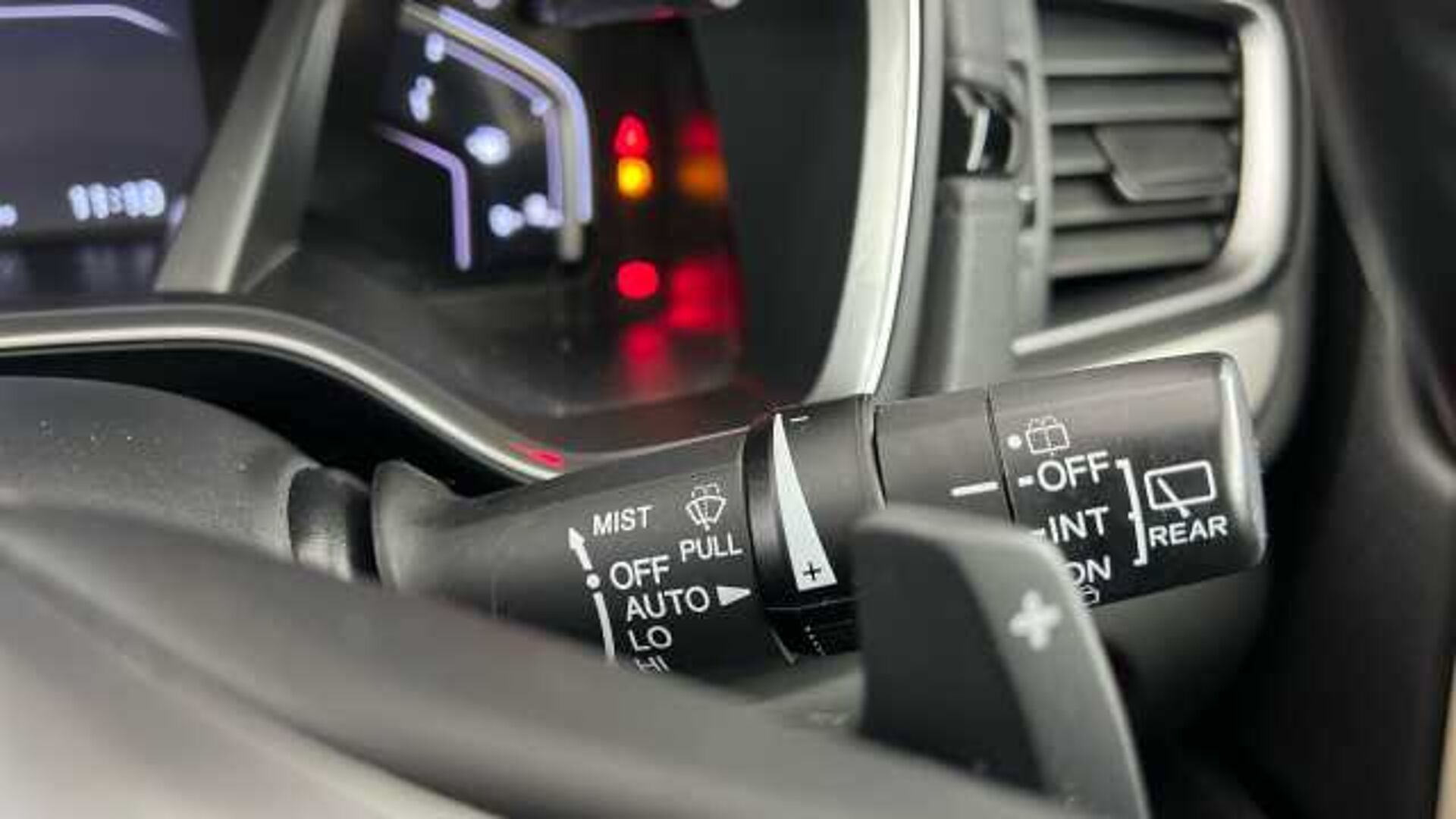 Honda CR-V Hybrid 2.0 h i-MMD SR SUV 5dr Petrol Hybrid eCVT 4WD Euro 6 (s/s) (184 ps) 