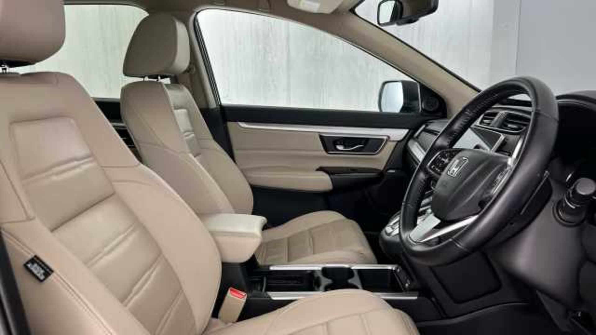 Honda CR-V Hybrid 2.0 h i-MMD SR SUV 5dr Petrol Hybrid eCVT Euro 6 (s/s) (184 ps) 