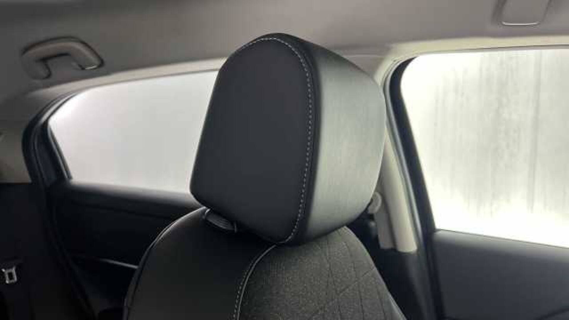 Honda HR-V Hybrid 1.5 h i-MMD Advance SUV 5dr Petrol Hybrid CVT Euro 6 (s/s) (131 ps) 