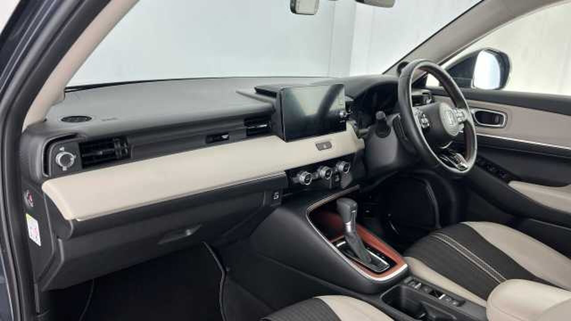 Honda HR-V Hybrid 1.5 h i-MMD Advance Style SUV 5dr Petrol Hybrid CVT Euro 6 (s/s) (131 ps) 