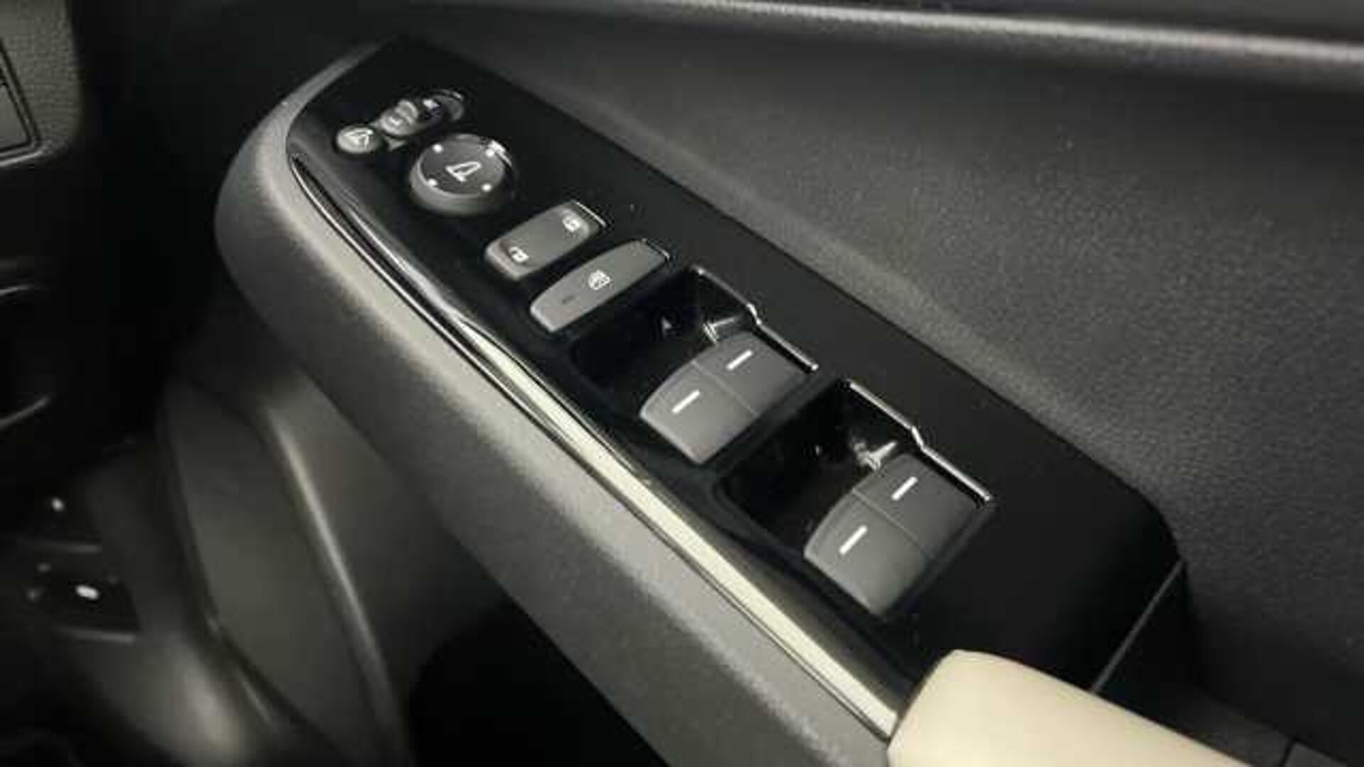 Honda HR-V Hybrid 1.5 h i-MMD Advance Style SUV 5dr Petrol Hybrid CVT Euro 6 (s/s) (131 ps) 