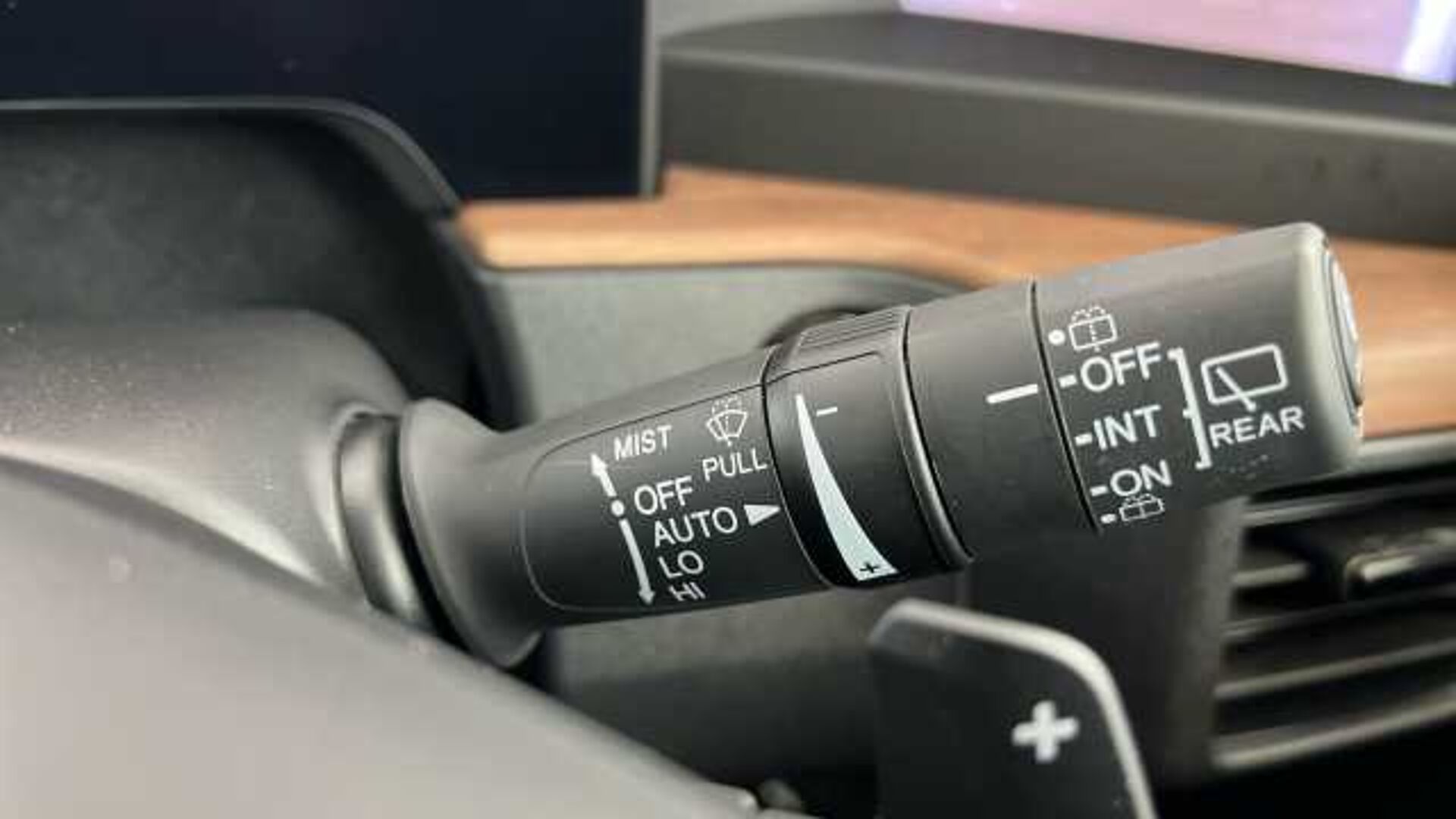 Honda e 35.5kWh Advance Hatchback 5dr Electric Auto (17in Alloy) (154 ps) 