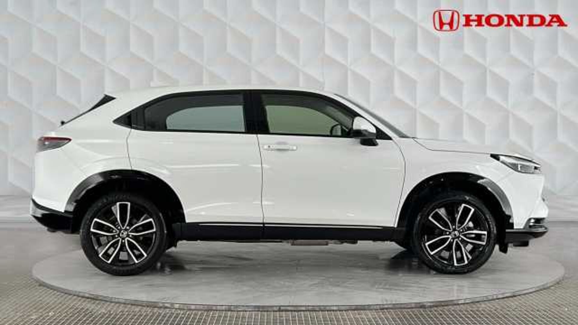 Honda HR-V Hybrid 1.5 h i-MMD Advance SUV 5dr Petrol Hybrid CVT Euro 6 (s/s) (131 ps) 