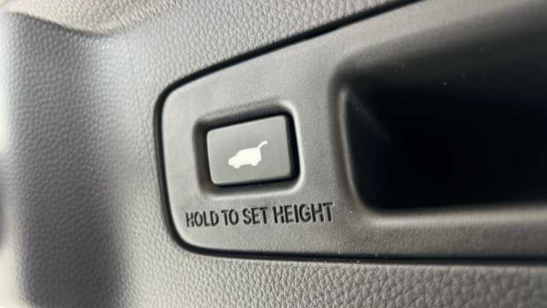 Honda HR-V Hybrid 1.5 h i-MMD Advance SUV 5dr Petrol Hybrid CVT Euro 6 (s/s) (131 ps) 