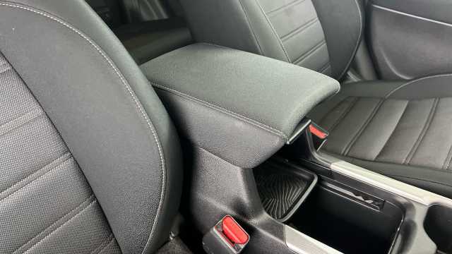 Honda CR-V Hybrid 2.0 h i-MMD SE SUV 5dr Petrol Hybrid eCVT 4WD Euro 6 (s/s) (184 ps) 