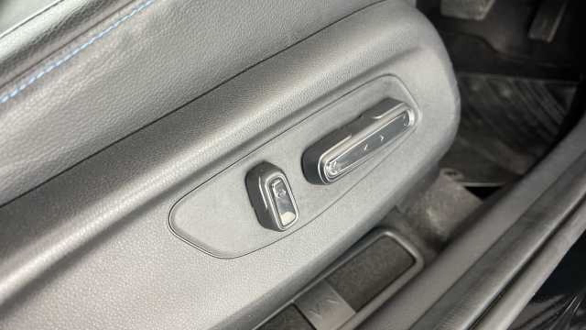 Honda e:Ny1 68.8kWh Elegance SUV 5dr Electric Auto (204 ps) 