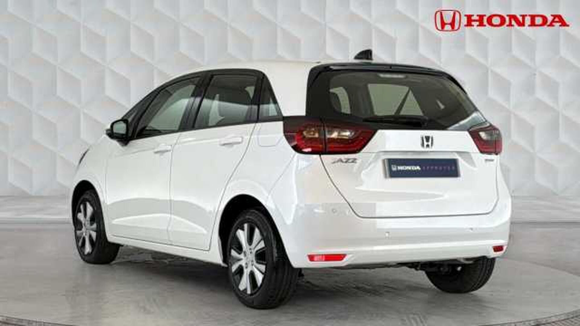 Honda Jazz Hybrid 1.5 h i-MMD SR Hatchback 5dr Petrol Hybrid eCVT Euro 6 (s/s) (109 ps) 
