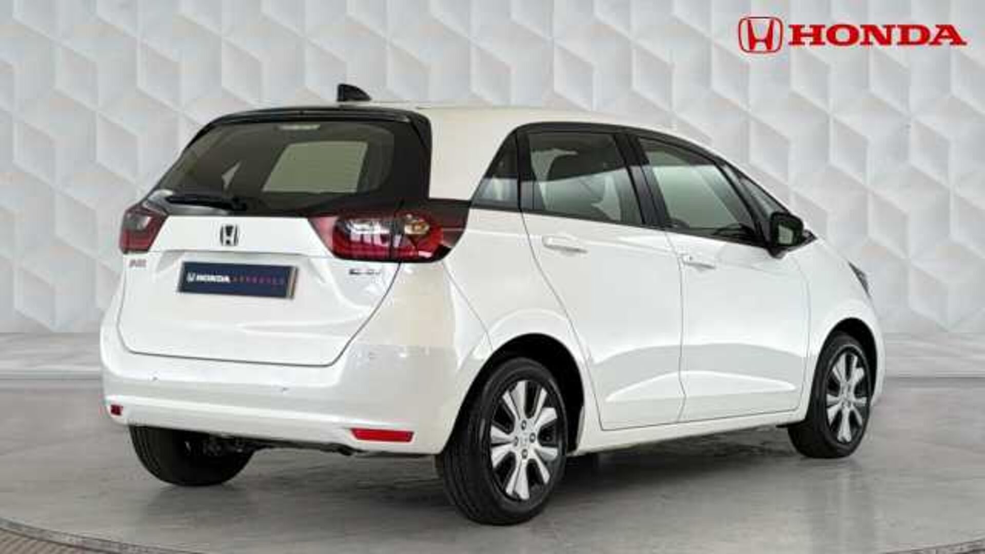 Honda Jazz Hybrid 1.5 h i-MMD SR Hatchback 5dr Petrol Hybrid eCVT Euro 6 (s/s) (109 ps) 