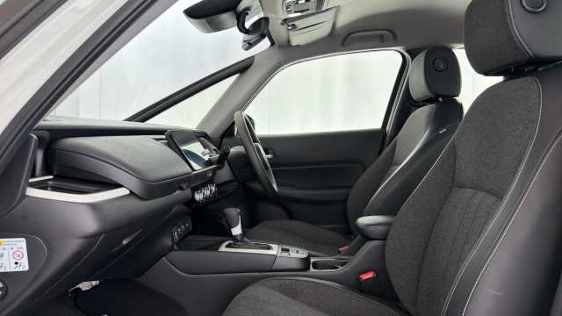 Honda Jazz Hybrid 1.5 h i-MMD SR Hatchback 5dr Petrol Hybrid eCVT Euro 6 (s/s) (109 ps) 
