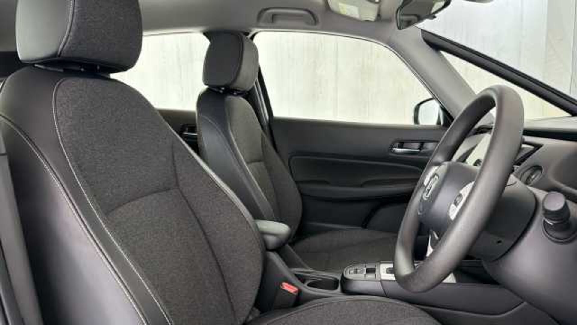 Honda Jazz Hybrid 1.5 h i-MMD SR Hatchback 5dr Petrol Hybrid eCVT Euro 6 (s/s) (109 ps) 