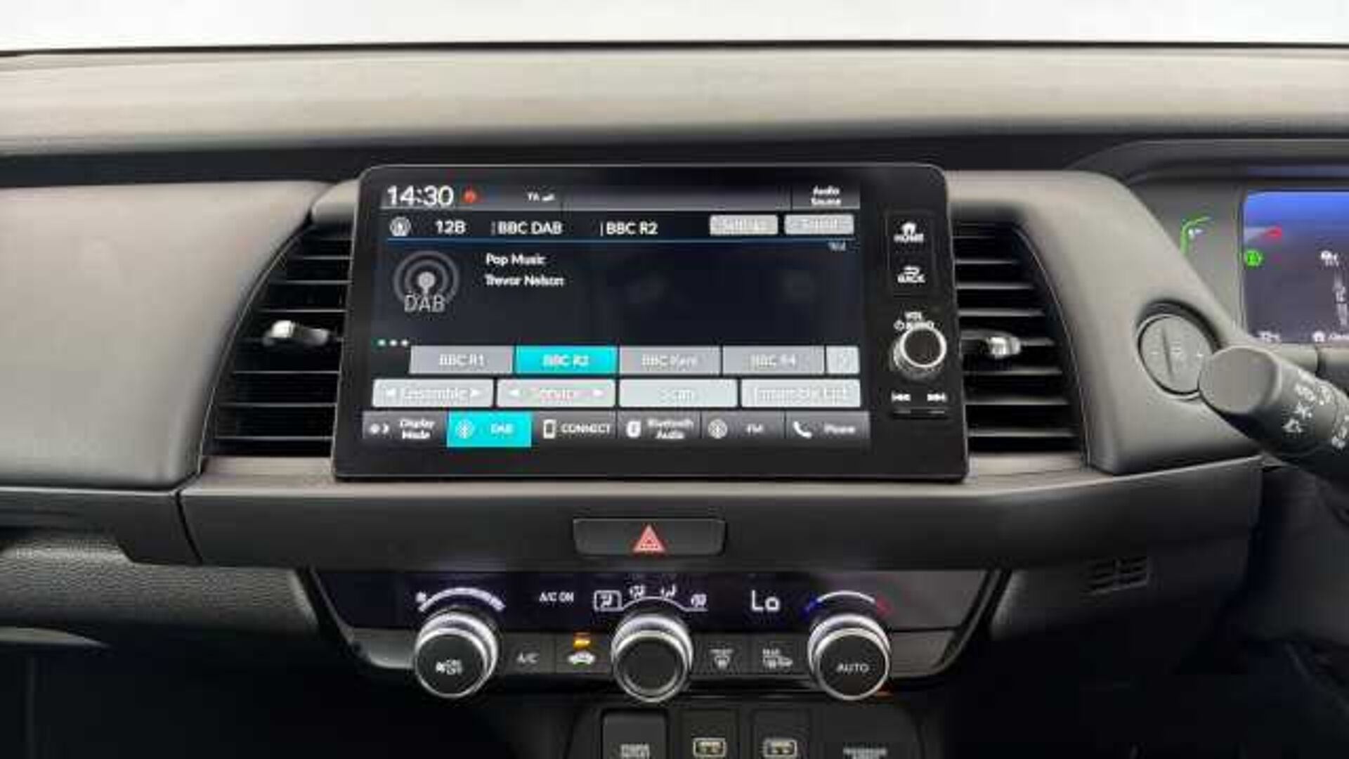Honda Jazz Hybrid 1.5 h i-MMD SR Hatchback 5dr Petrol Hybrid eCVT Euro 6 (s/s) (109 ps) 