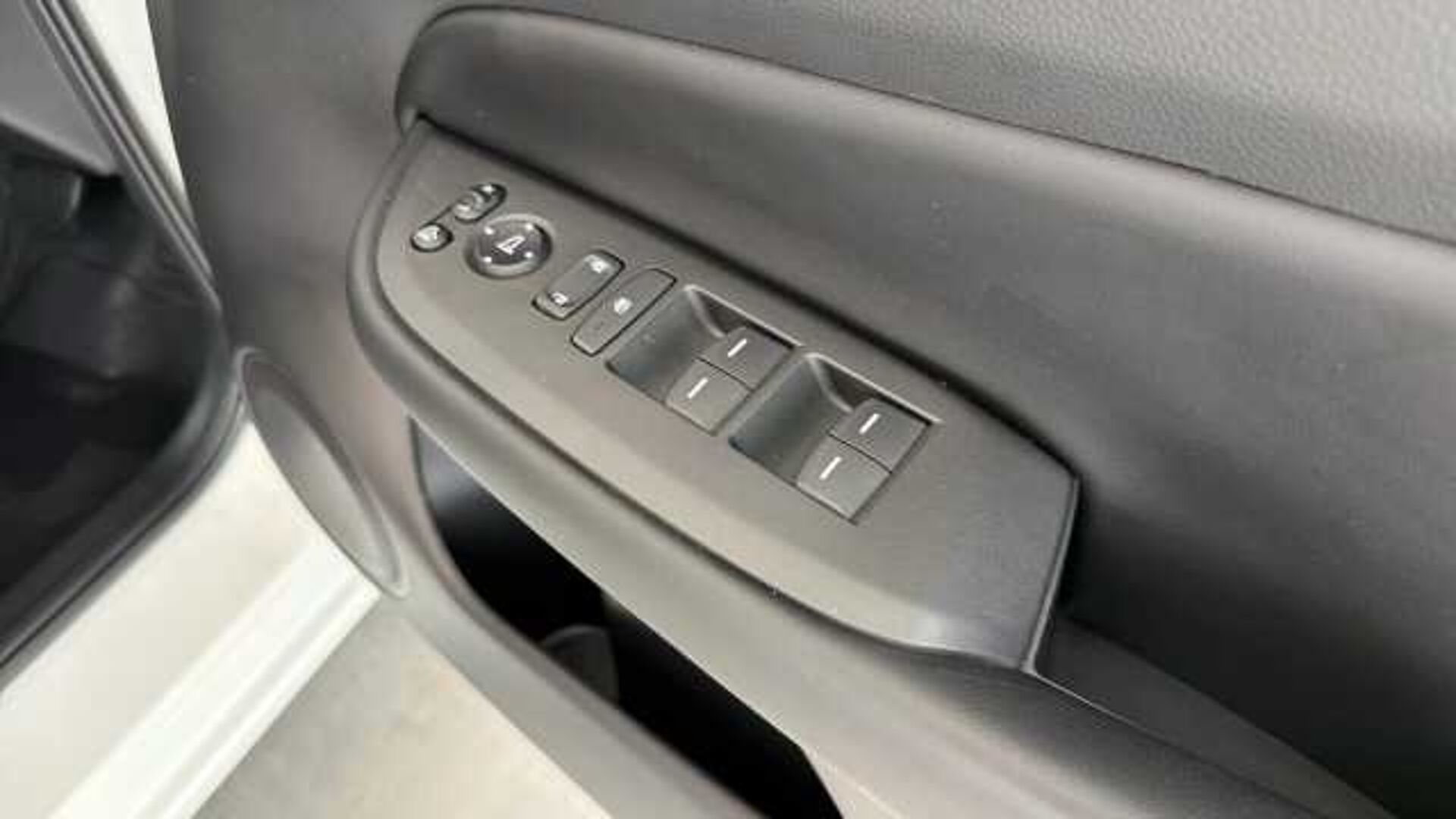 Honda Jazz Hybrid 1.5 h i-MMD EX Hatchback 5dr Petrol Hybrid eCVT Euro 6 (s/s) (109 ps) 