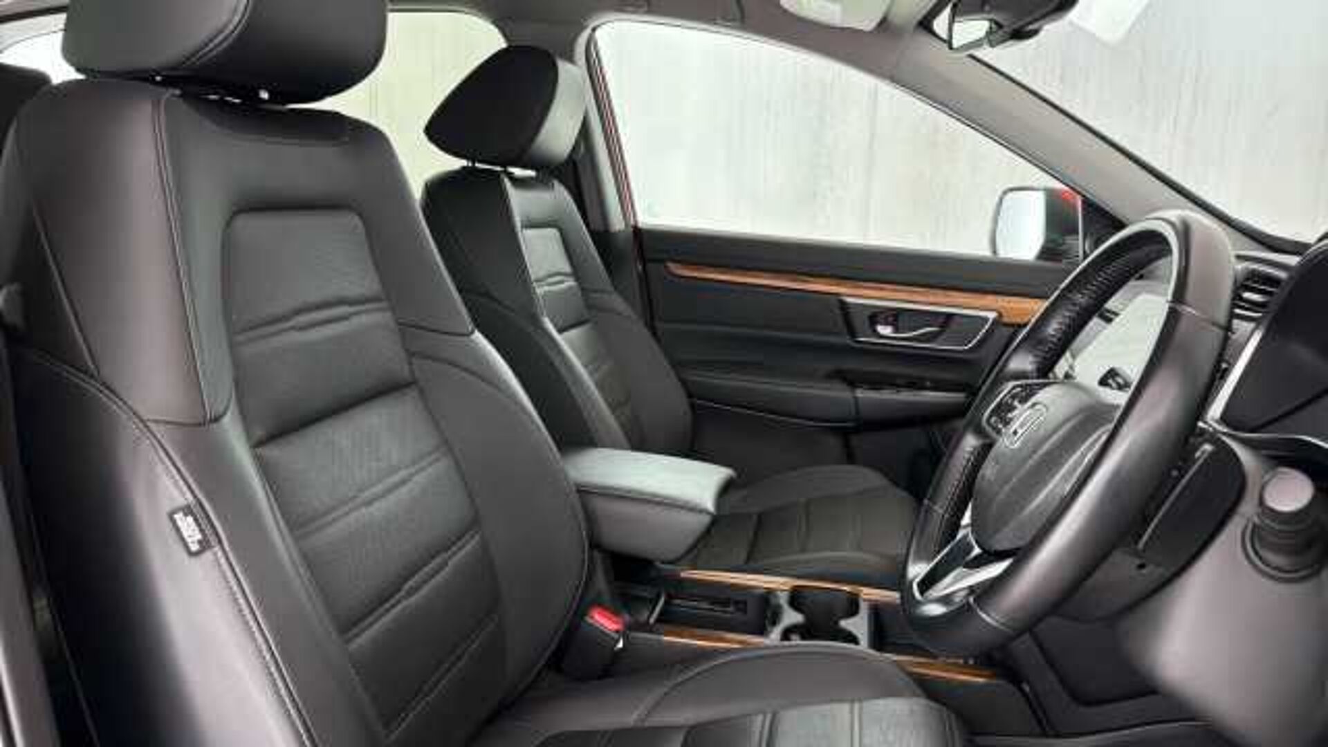 Honda CR-V Hybrid 2.0 h i-MMD SR SUV 5dr Petrol Hybrid eCVT 4WD Euro 6 (s/s) (184 ps) 
