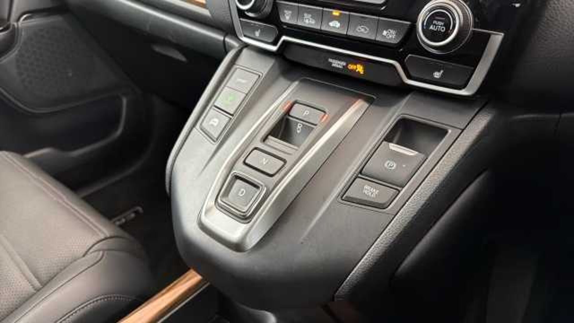 Honda CR-V Hybrid 2.0 h i-MMD SR SUV 5dr Petrol Hybrid eCVT 4WD Euro 6 (s/s) (184 ps) 