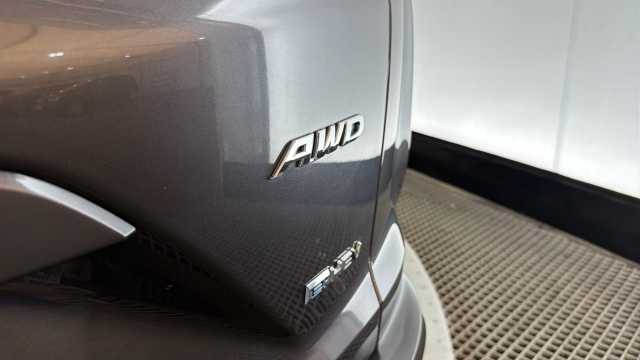 Honda CR-V Hybrid 2.0 h i-MMD SR SUV 5dr Petrol Hybrid eCVT 4WD Euro 6 (s/s) (184 ps) 
