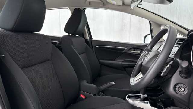 Honda Jazz 1.3 i-VTEC SE Navi Hatchback 5dr Petrol CVT Euro 6 (s/s) (102 ps) 