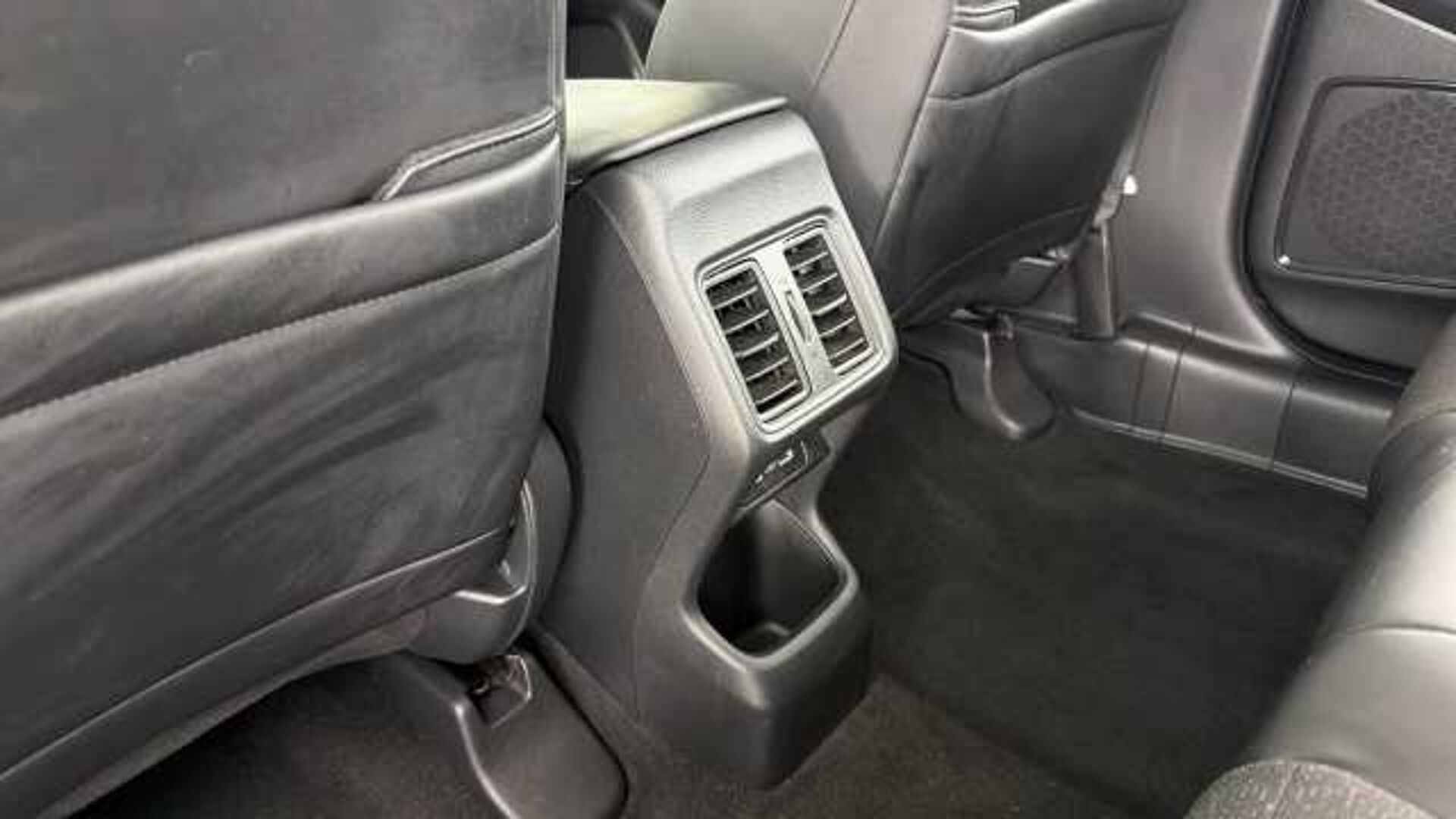 Honda HR-V Hybrid 1.5 h i-MMD Advance SUV 5dr Petrol Hybrid CVT Euro 6 (s/s) (131 ps) 
