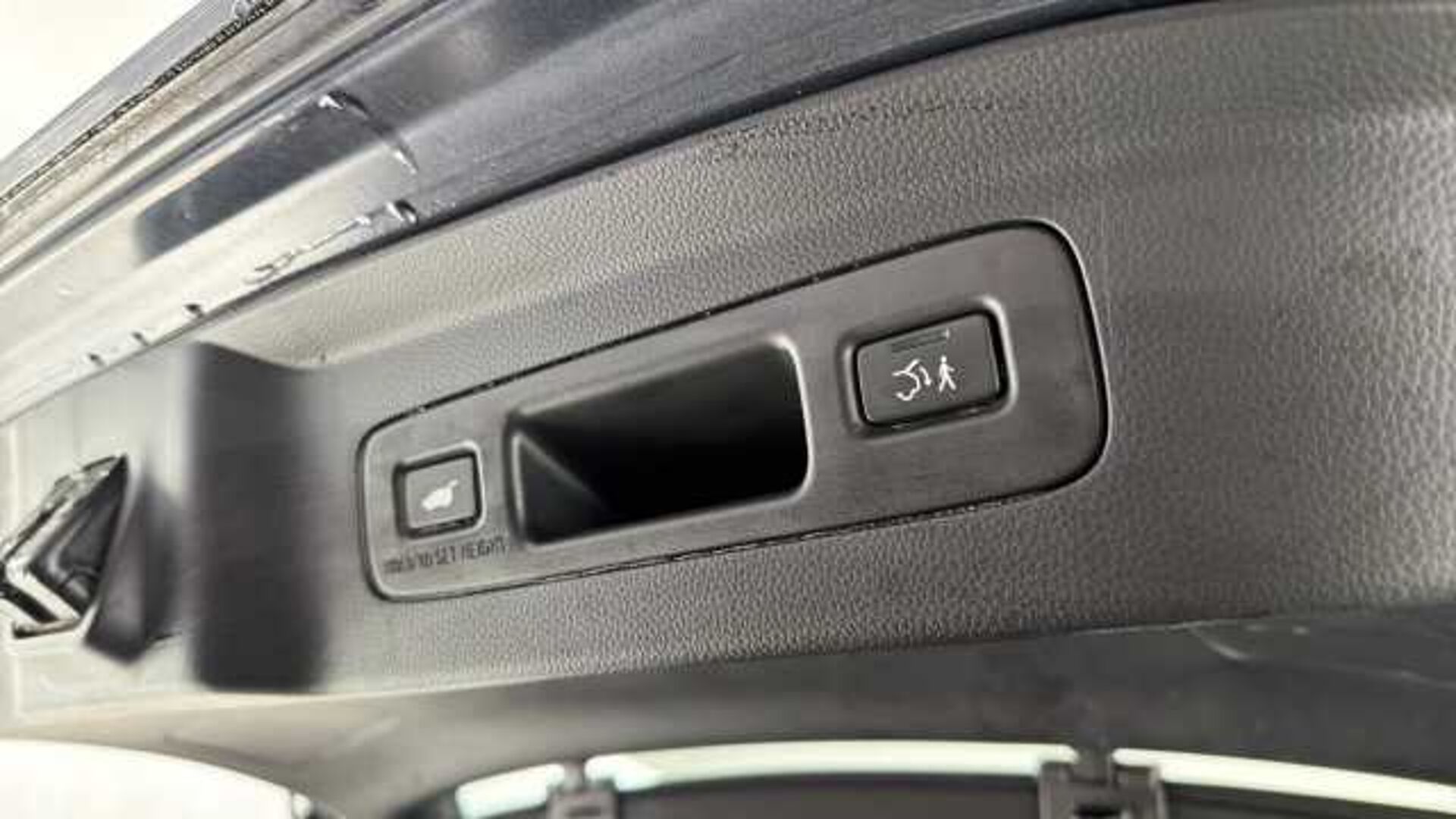 Honda HR-V Hybrid 1.5 h i-MMD Advance SUV 5dr Petrol Hybrid CVT Euro 6 (s/s) (131 ps) 