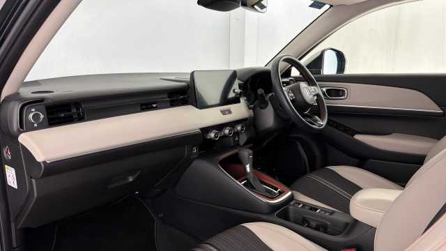 Honda HR-V Hybrid 1.5 h i-MMD Advance Style SUV 5dr Petrol Hybrid CVT Euro 6 (s/s) (131 ps) 
