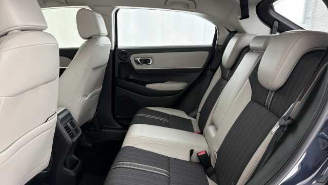 Honda HR-V Hybrid 1.5 h i-MMD Advance Style SUV 5dr Petrol Hybrid CVT Euro 6 (s/s) (131 ps) 
