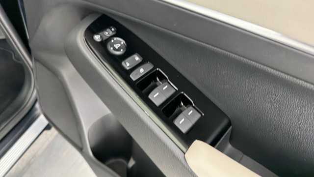Honda HR-V Hybrid 1.5 h i-MMD Advance Style SUV 5dr Petrol Hybrid CVT Euro 6 (s/s) (131 ps) 