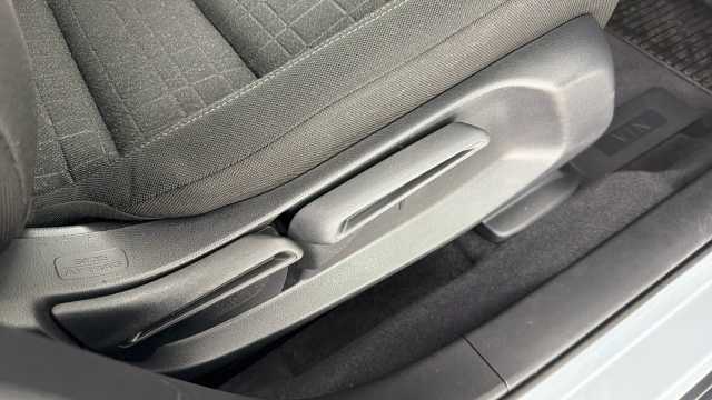 Honda ZR-V e:HEV 2.0 h i-MMD Elegance SUV 5dr Petrol Hybrid eCVT Euro 6 (s/s) (184 ps) 