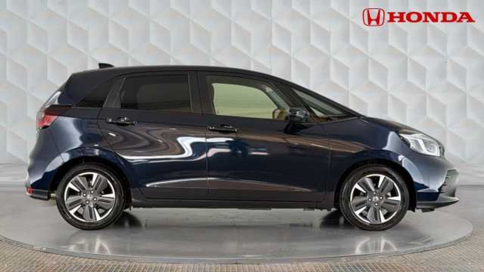 Honda Jazz Hybrid 1.5 h i-MMD Advance Hatchback 5dr Petrol Hybrid eCVT Euro 6 (s/s) (122 ps) 