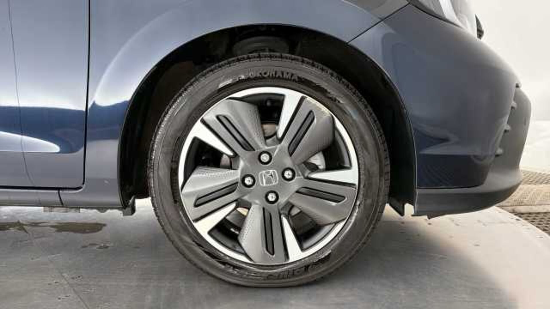 Honda Jazz Hybrid 1.5 h i-MMD Advance Hatchback 5dr Petrol Hybrid eCVT Euro 6 (s/s) (122 ps) 