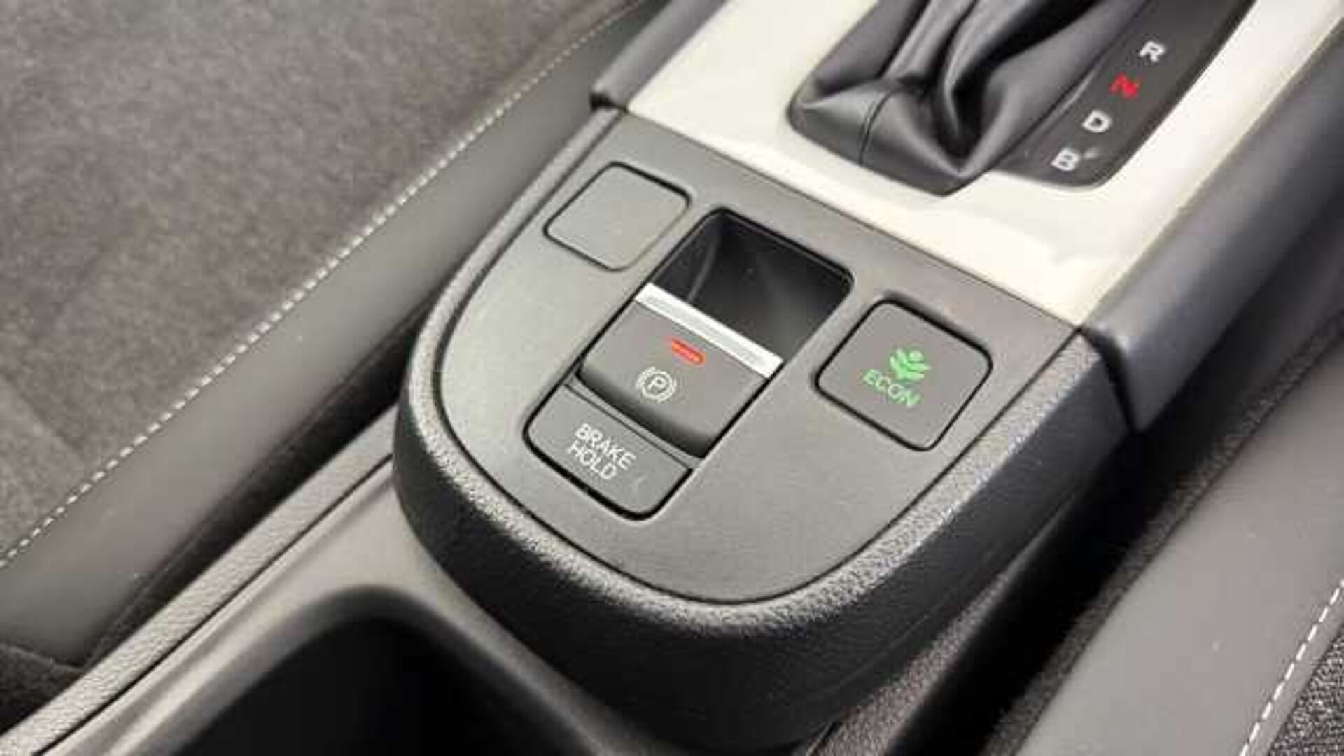 Honda Jazz Hybrid 1.5 h i-MMD Advance Hatchback 5dr Petrol Hybrid eCVT Euro 6 (s/s) (122 ps) 