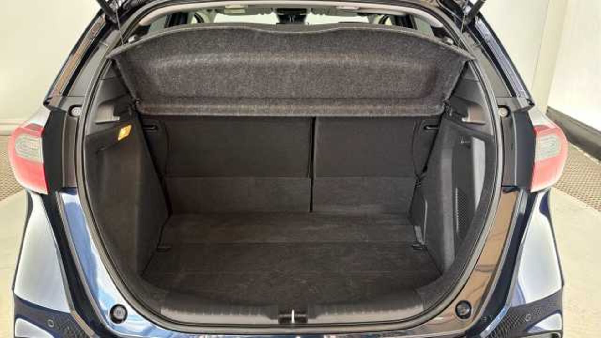 Honda Jazz Hybrid 1.5 h i-MMD Advance Hatchback 5dr Petrol Hybrid eCVT Euro 6 (s/s) (122 ps) 