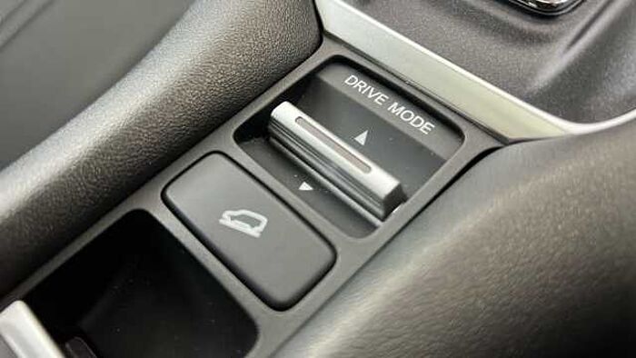 Honda ZR-V e:HEV 2.0 h i-MMD Advance SUV 5dr Petrol Hybrid eCVT Euro 6 (s/s) (184 ps) 