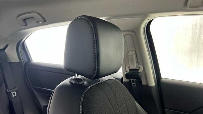 Honda HR-V Hybrid 1.5 h i-MMD Advance SUV 5dr Petrol Hybrid CVT Euro 6 (s/s) (131 ps) 