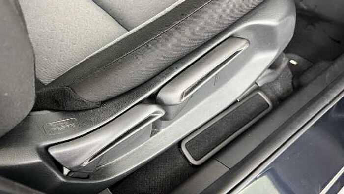 Honda Jazz Hybrid 1.5 h i-MMD Elegance Hatchback 5dr Petrol Hybrid eCVT Euro 6 (s/s) (122 ps) 