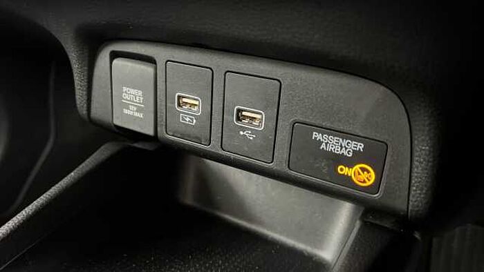 Honda Jazz Hybrid 1.5 h i-MMD Elegance Hatchback 5dr Petrol Hybrid eCVT Euro 6 (s/s) (122 ps) 