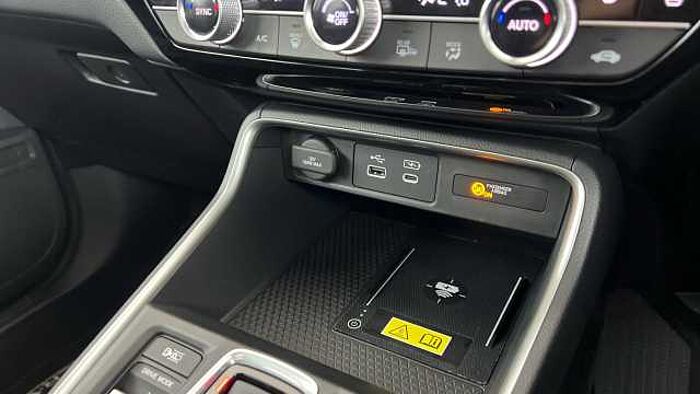 Honda CR-V Hybrid 2.0 17.7kWh Advance Tech SUV 5dr Petrol Plug-in Hybrid eCVT Euro 6 (s/s) (184 ps 