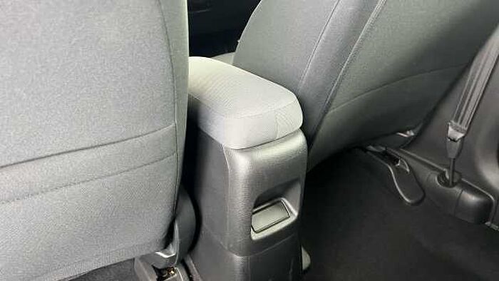 Honda Jazz Hybrid 1.5 h i-MMD SE Hatchback 5dr Petrol Hybrid eCVT Euro 6 (s/s) (109 ps) 