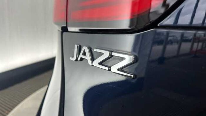 Honda Jazz Hybrid 1.5 h i-MMD SE Hatchback 5dr Petrol Hybrid eCVT Euro 6 (s/s) (109 ps) 