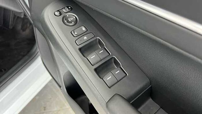 Honda HR-V Hybrid 1.5 h i-MMD e:HEV Advance SUV 5dr Petrol Hybrid CVT Euro 6 (s/s) (131 ps) 