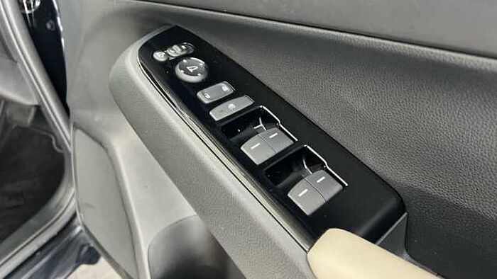 Honda HR-V Hybrid 1.5 h i-MMD Advance Style SUV 5dr Petrol Hybrid CVT Euro 6 (s/s) (131 ps) 