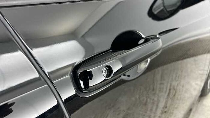 Honda Jazz Hybrid 1.5 h i-MMD Advance Hatchback 5dr Petrol Hybrid eCVT Euro 6 (s/s) (122 ps) 