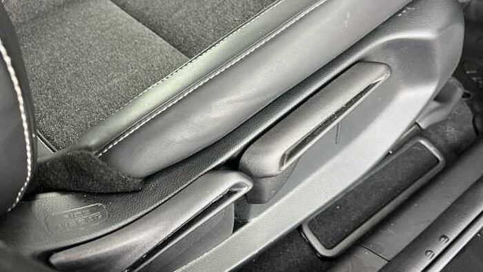 Honda Jazz Hybrid 1.5 h i-MMD Advance Hatchback 5dr Petrol Hybrid eCVT Euro 6 (s/s) (122 ps) 