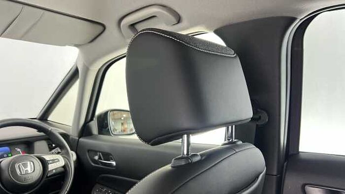 Honda Jazz Hybrid 1.5 h i-MMD Advance Hatchback 5dr Petrol Hybrid eCVT Euro 6 (s/s) (122 ps) 