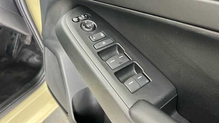 Honda HR-V Hybrid 1.5 h i-MMD Elegance SUV 5dr Petrol Hybrid CVT Euro 6 (s/s) (131 ps) 