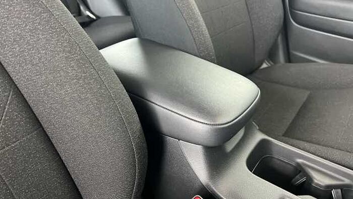 Honda HR-V Hybrid 1.5 h i-MMD Elegance SUV 5dr Petrol Hybrid CVT Euro 6 (s/s) (131 ps) 