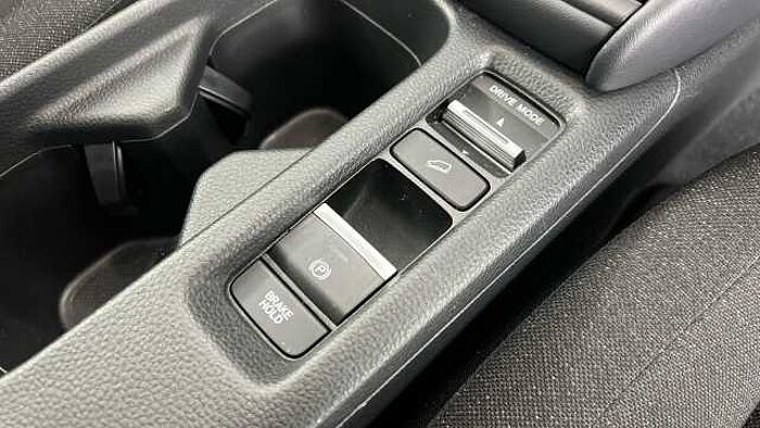 Honda HR-V Hybrid 1.5 h i-MMD Elegance SUV 5dr Petrol Hybrid CVT Euro 6 (s/s) (131 ps) 