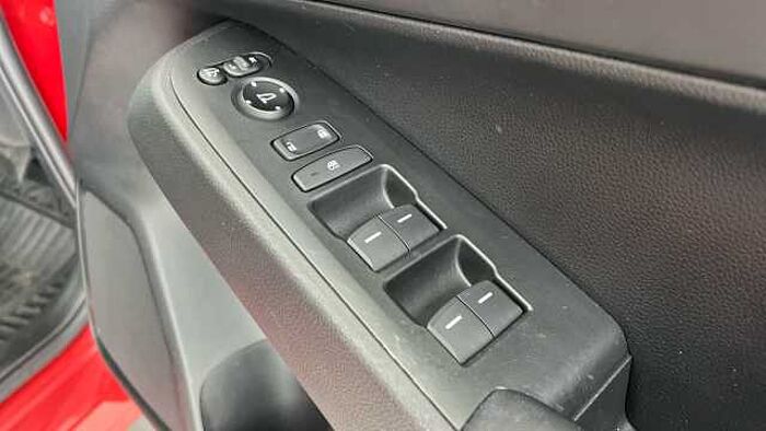 Honda HR-V Hybrid 1.5 h i-MMD Elegance SUV 5dr Petrol Hybrid CVT Euro 6 (s/s) (131 ps) 