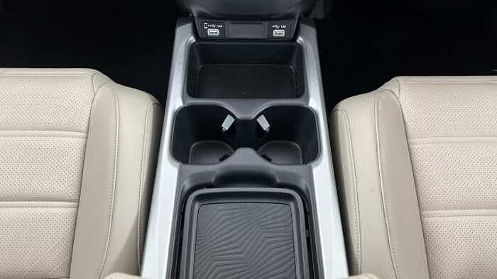 Honda CR-V Hybrid 2.0 h i-MMD SR SUV 5dr Petrol Hybrid eCVT 4WD Euro 6 (s/s) (184 ps) 